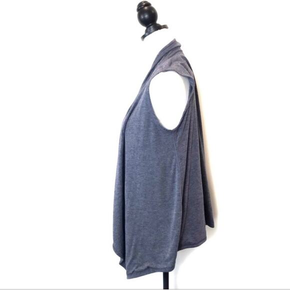 Yogalicious Fly Away Open Front Gray Draped Vest Small - Picture 2 of 7